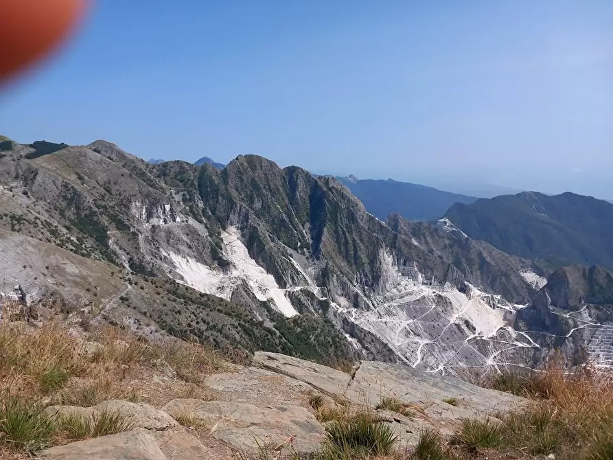 Immagine 12 di Villa in vendita  a Castelnuovo Magra
