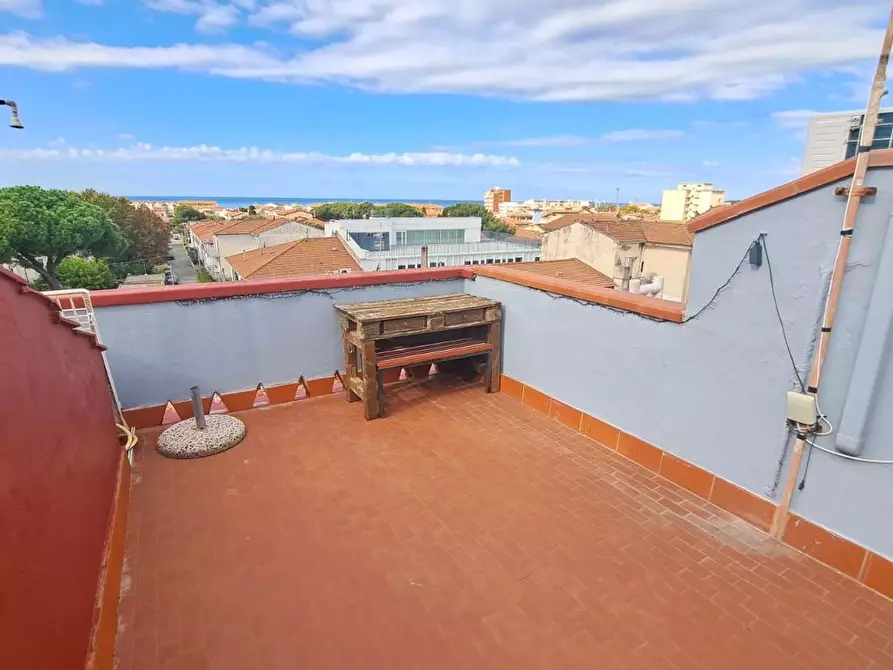 Immagine 15 di Appartamento in vendita  a Rosignano Marittimo