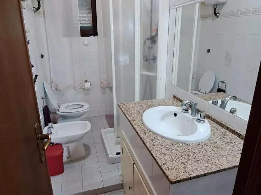 Immagine 13 di Appartamento in vendita  a Rosignano Marittimo