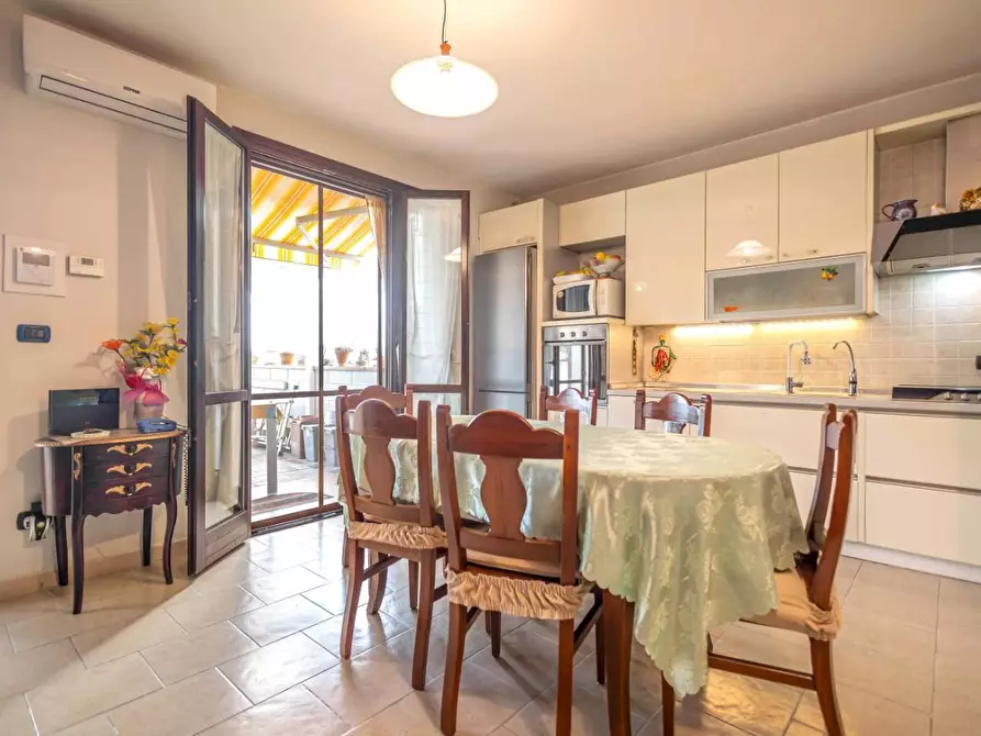 Immagine 5 di Appartamento in vendita  a Calcinaia