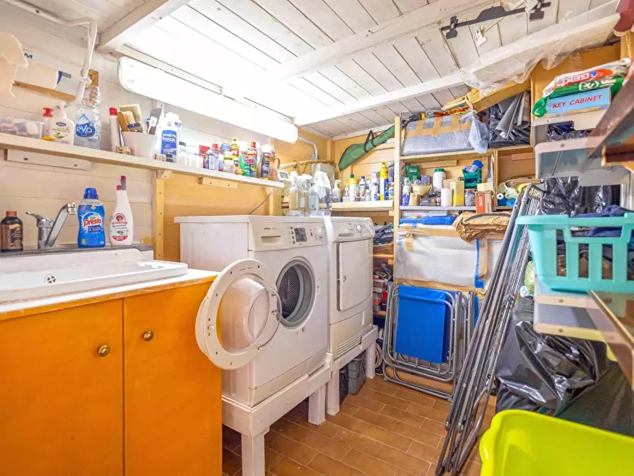 Immagine 18 di Appartamento in vendita  a Calcinaia