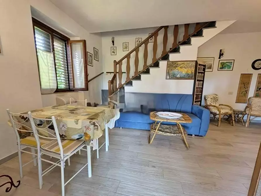 Immagine 12 di Casa bifamiliare in vendita  a Pietrasanta