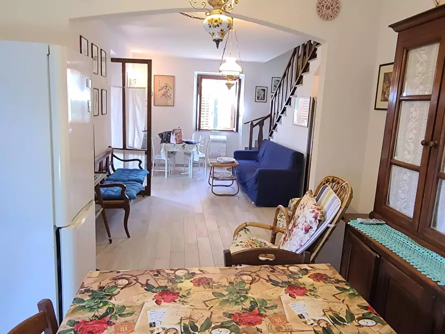 Immagine 17 di Casa bifamiliare in vendita  a Pietrasanta