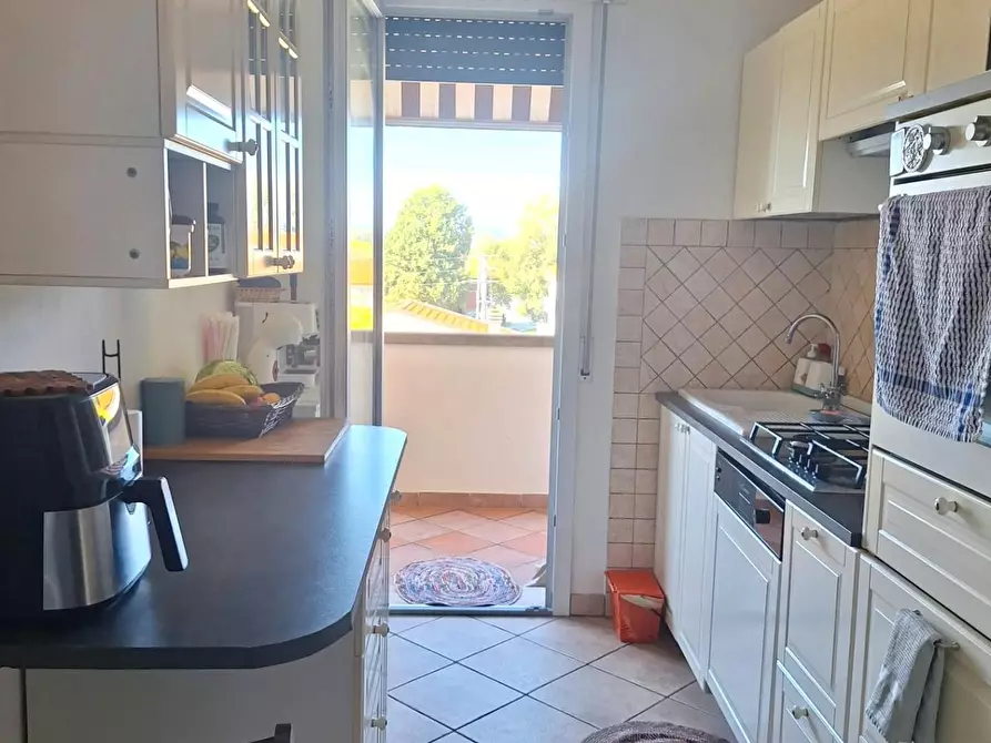 Immagine 2 di Appartamento in vendita  a Capannori