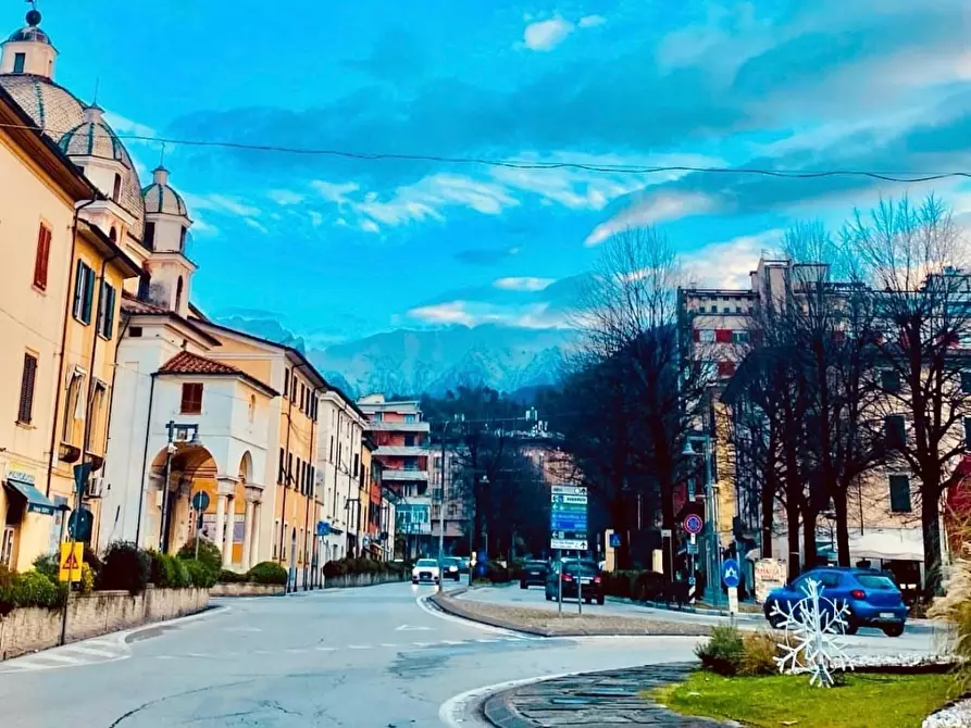 Immagine 13 di Appartamento in vendita  a Massa