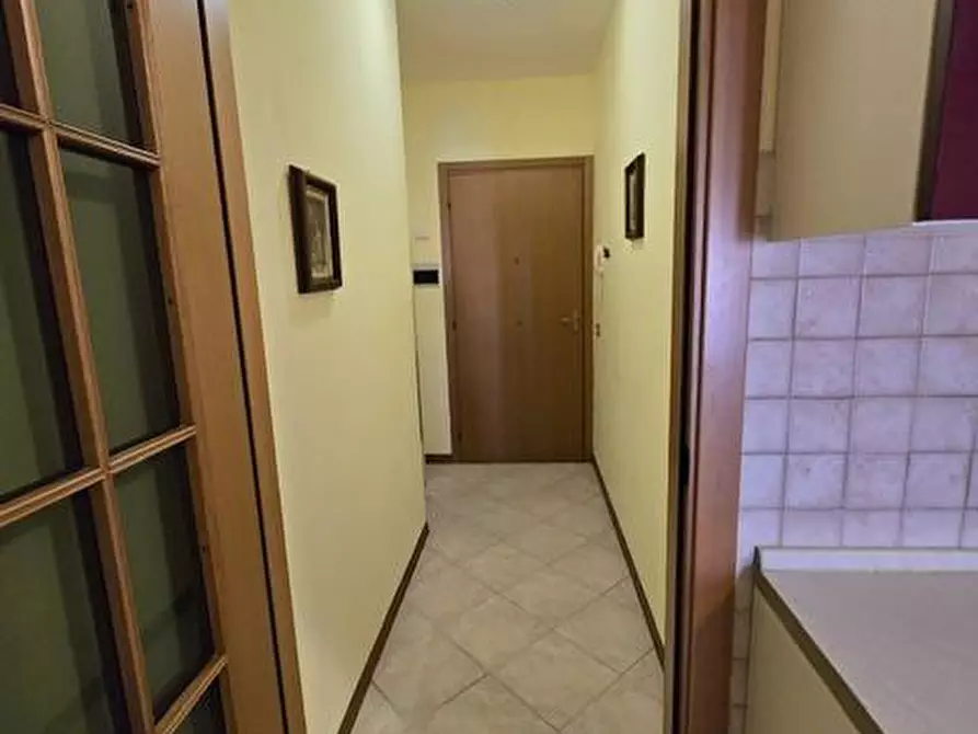 Immagine 6 di Appartamento in vendita  a Siena