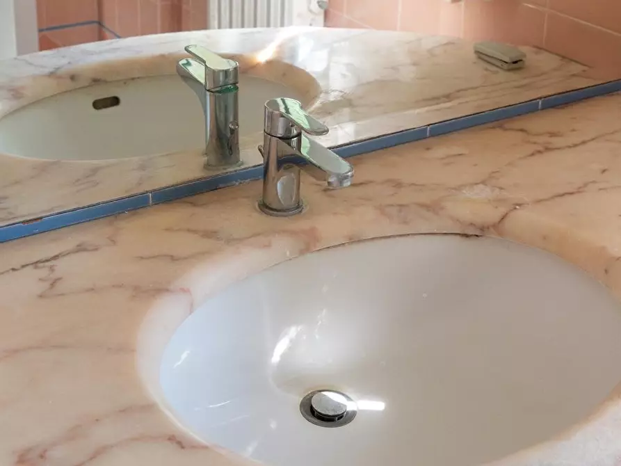 Immagine 78 di Mansarda in vendita  a Casciana Terme Lari