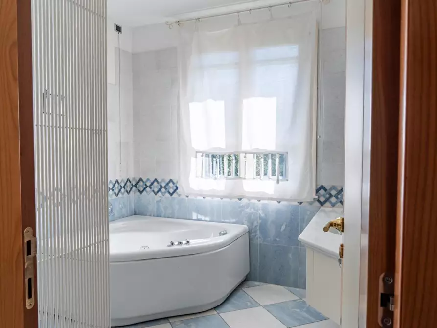 Immagine 22 di Mansarda in vendita  a Casciana Terme Lari