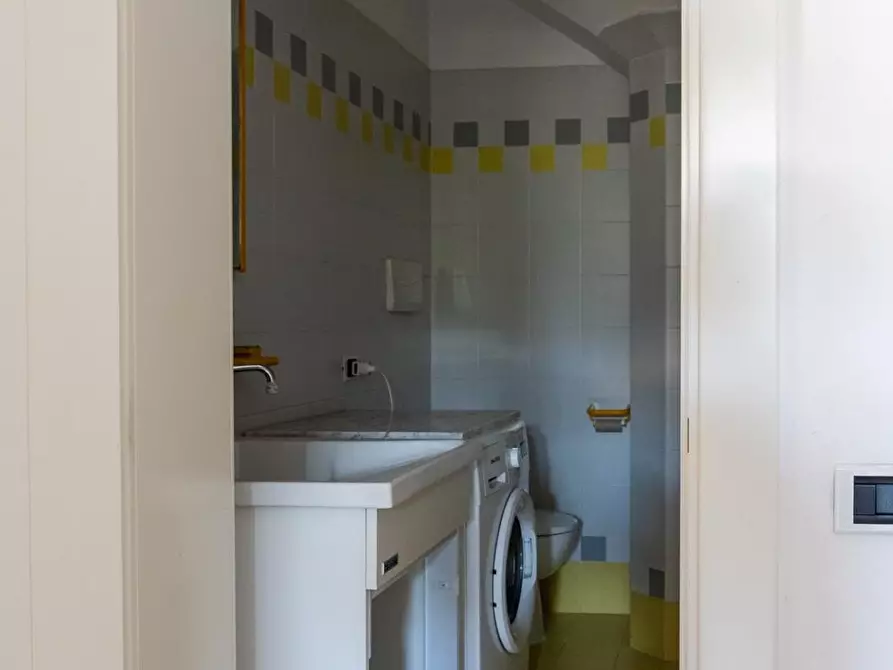 Immagine 50 di Mansarda in vendita  a Casciana Terme Lari