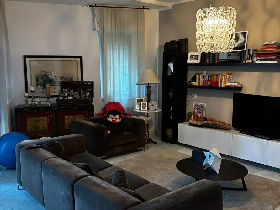 Immagine 7 di Appartamento in vendita  a Carrara