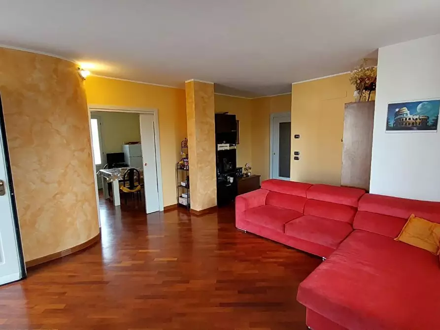 Immagine 2 di Casa indipendente in vendita  a Santa Maria A Monte