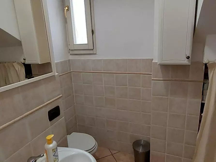 Immagine 28 di Casa indipendente in vendita  a Santa Maria A Monte