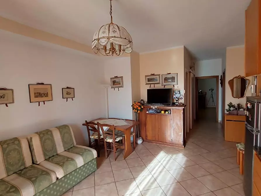 Immagine 25 di Casa indipendente in vendita  a Santa Maria A Monte