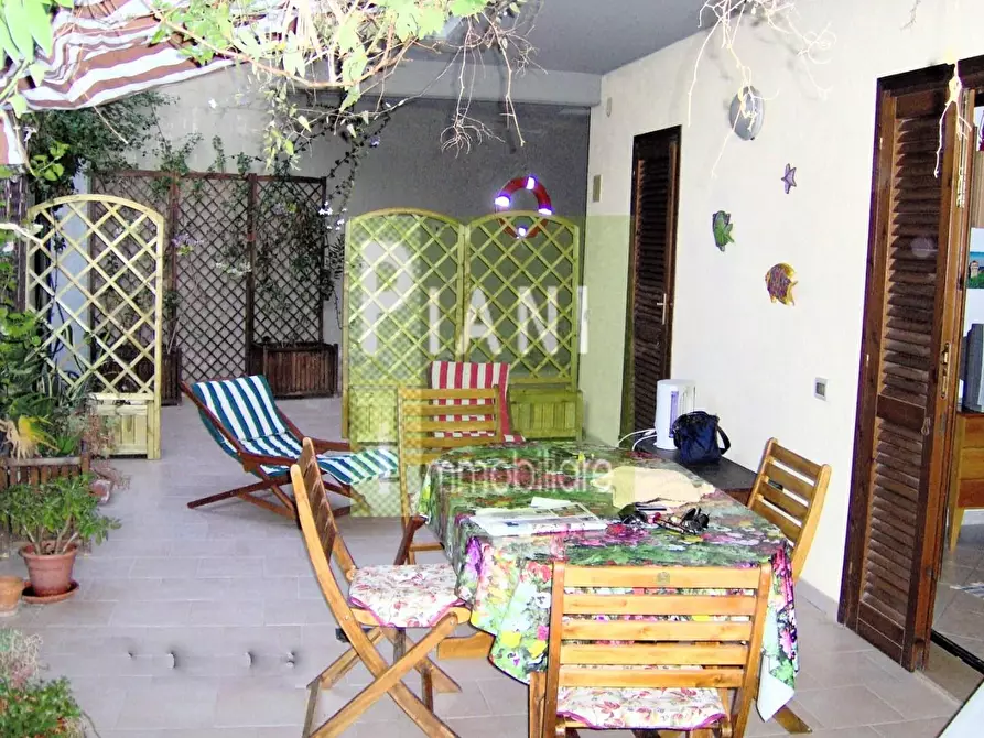 Immagine 2 di Appartamento in vendita  a Porto Azzurro