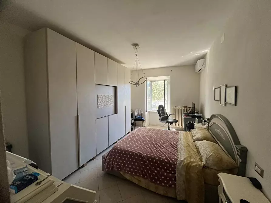 Immagine 10 di Appartamento in vendita  a Campiglia Marittima