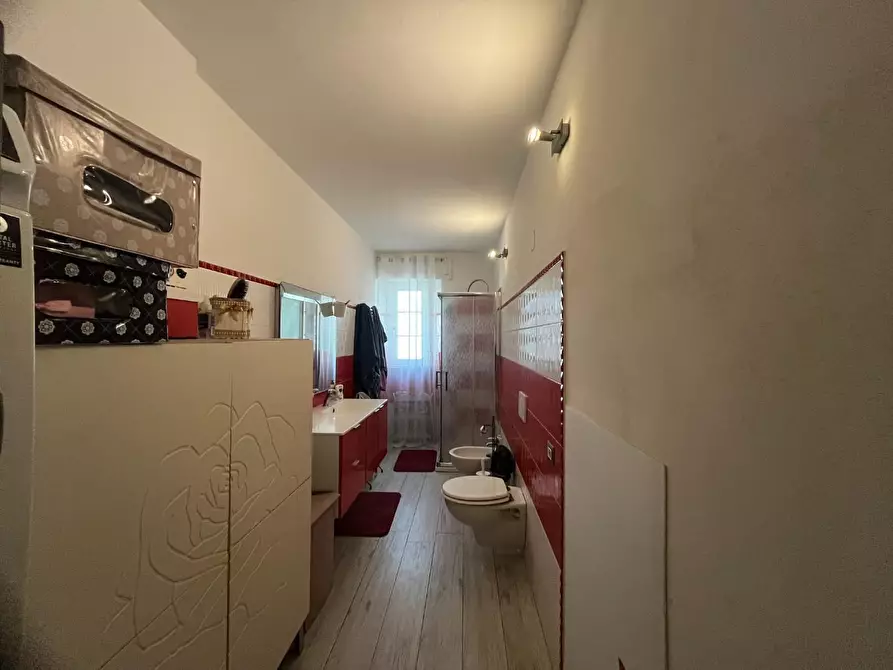 Immagine 12 di Appartamento in vendita  a Campiglia Marittima