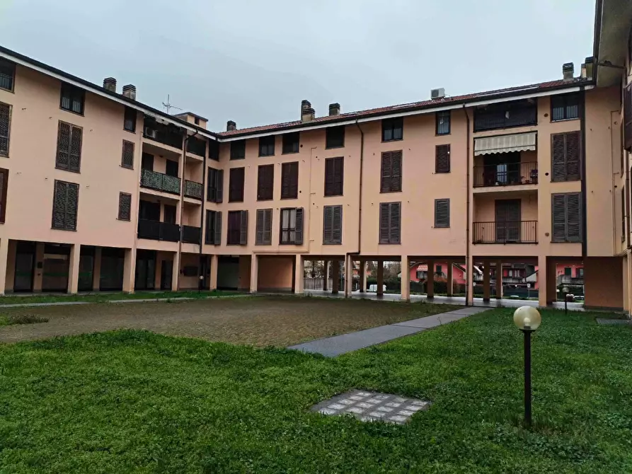 Immagine 2 di Appartamento in vendita  a Grezzago