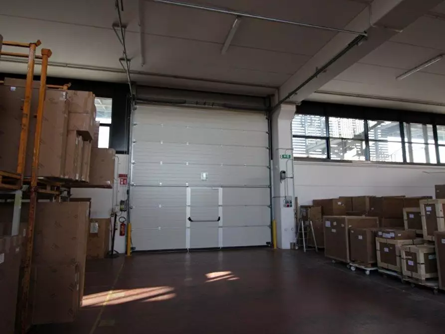Immagine 3 di Capannone industriale in affitto  a Casciana Terme Lari