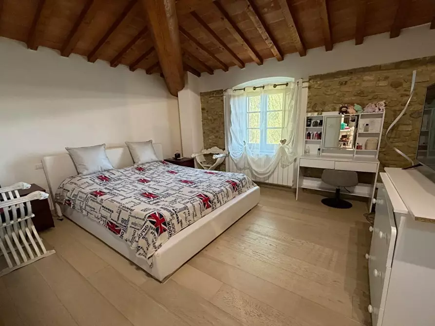 Immagine 15 di Casa colonica in vendita  a Certaldo