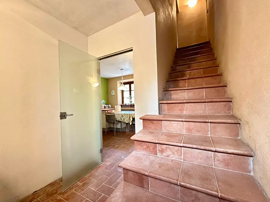 Immagine 12 di Rustico / casale in vendita  a Capannori