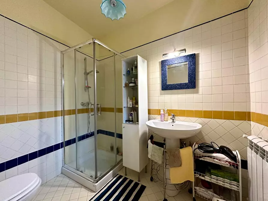 Immagine 33 di Rustico / casale in vendita  a Capannori