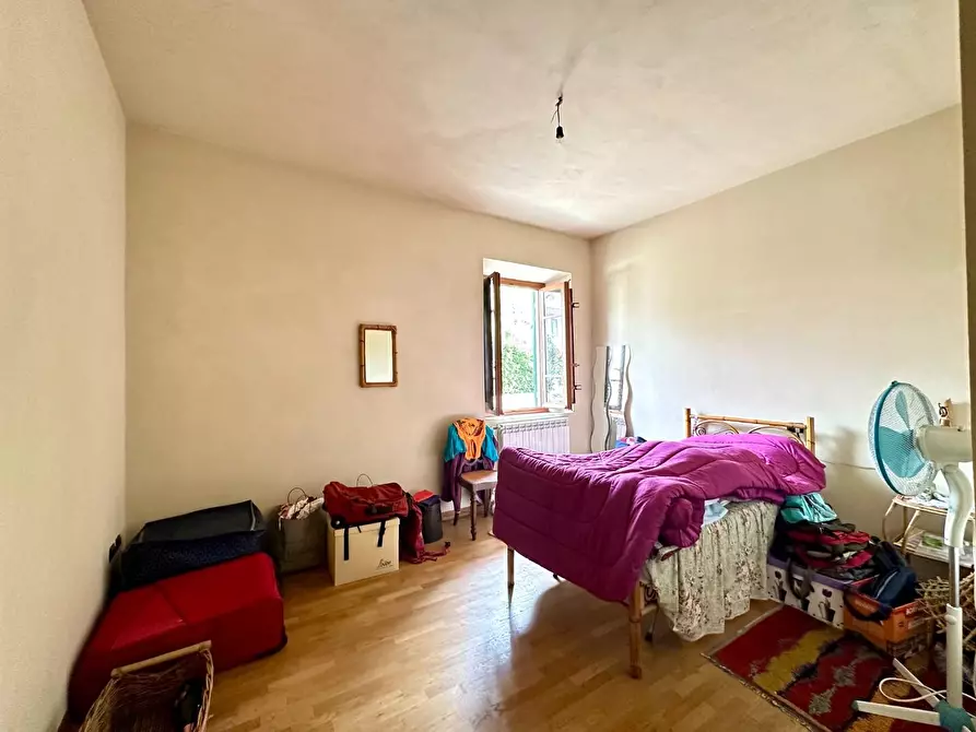 Immagine 18 di Rustico / casale in vendita  a Capannori