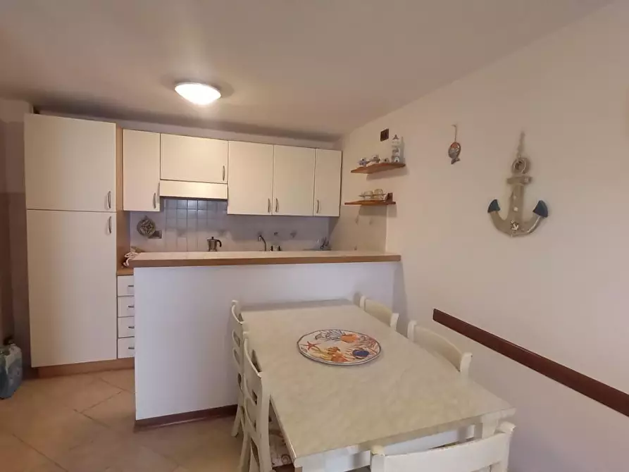 Immagine 17 di Appartamento in vendita  a Camaiore