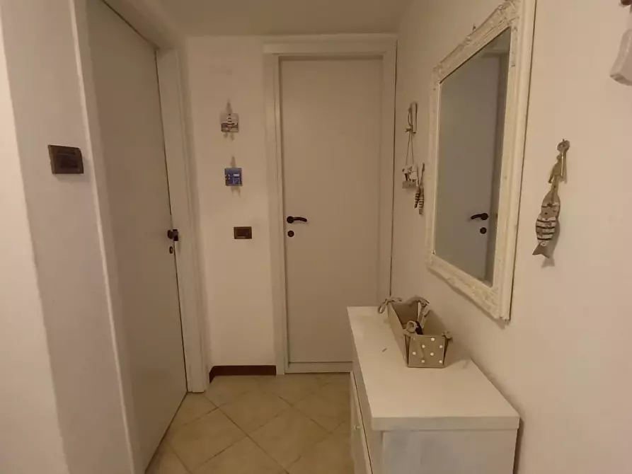 Immagine 33 di Appartamento in vendita  a Camaiore