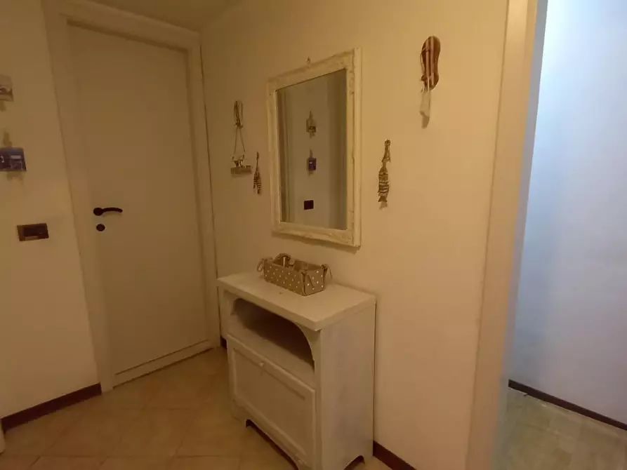 Immagine 32 di Appartamento in vendita  a Camaiore