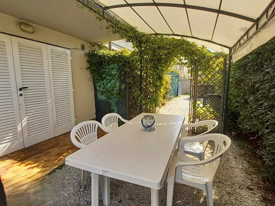 Immagine 44 di Appartamento in vendita  a Camaiore