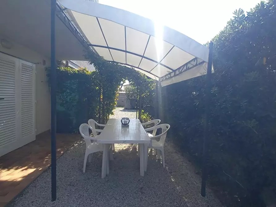 Immagine 41 di Appartamento in vendita  a Camaiore