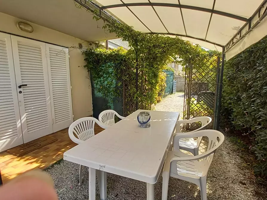 Immagine 43 di Appartamento in vendita  a Camaiore