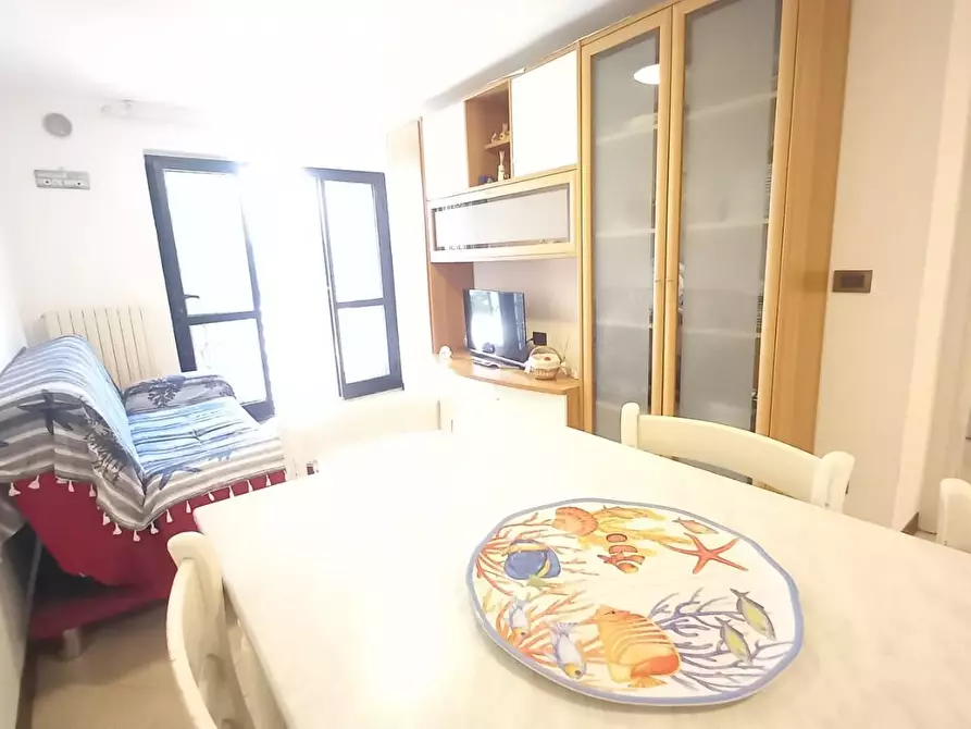 Immagine 12 di Appartamento in vendita  a Camaiore