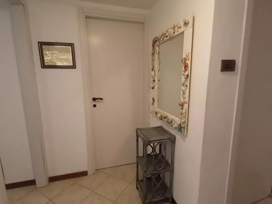 Immagine 34 di Appartamento in vendita  a Camaiore