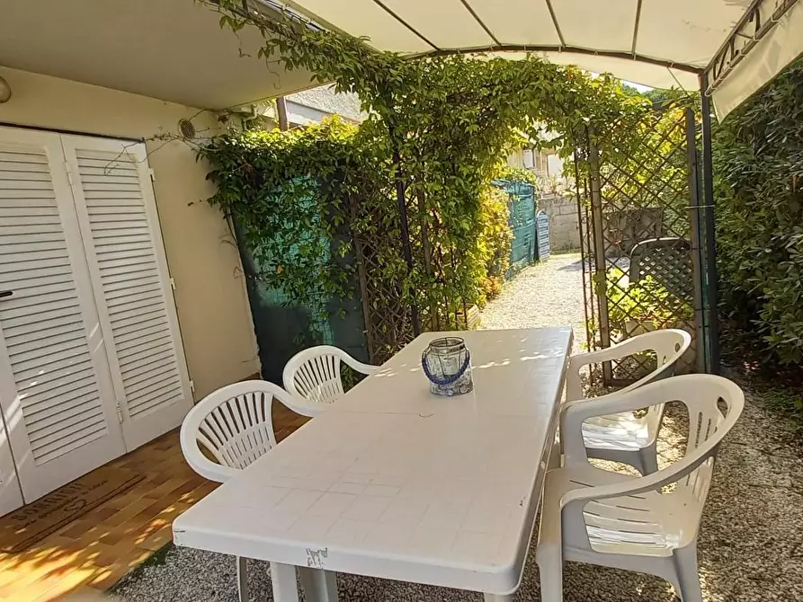 Immagine 6 di Appartamento in vendita  a Camaiore