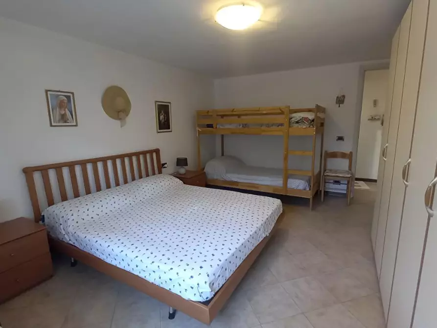 Immagine 22 di Appartamento in vendita  a Camaiore