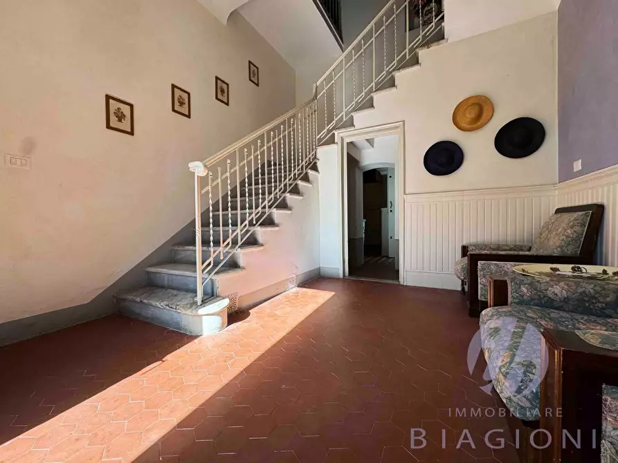 Immagine 3 di Villa in vendita  a Pietrasanta