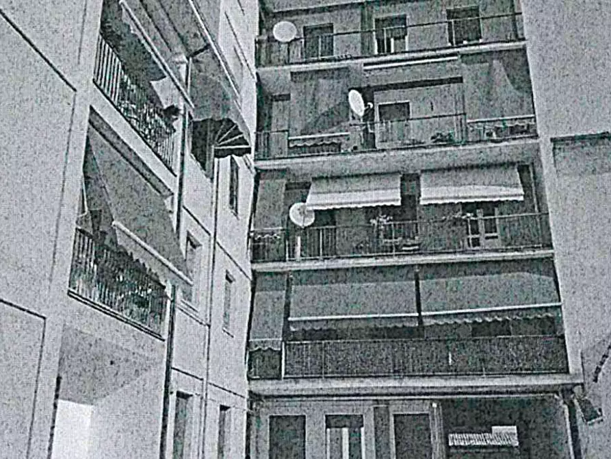 Immagine 5 di Appartamento in vendita  a Voghera