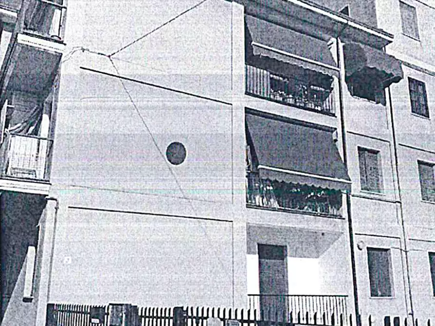 Immagine 7 di Appartamento in vendita  a Voghera