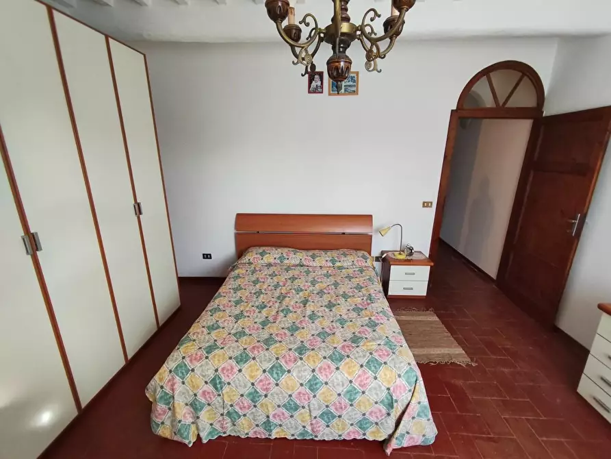 Immagine 48 di Terratetto in vendita  a Lucca