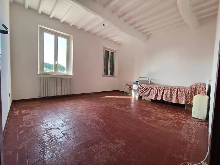 Immagine 38 di Terratetto in vendita  a Lucca