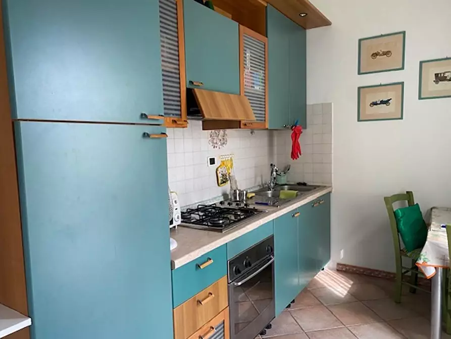 Immagine 7 di Appartamento in vendita  a Viareggio