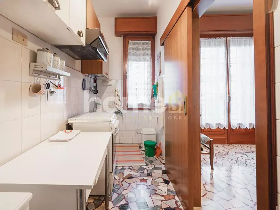 Immagine 15 di Appartamento in vendita  a Bologna