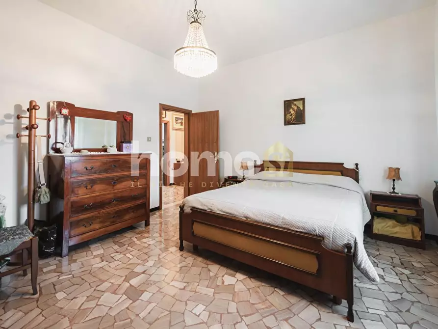 Immagine 25 di Appartamento in vendita  a Bologna