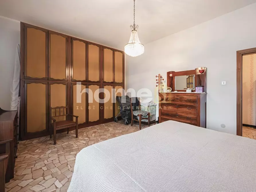 Immagine 26 di Appartamento in vendita  a Bologna