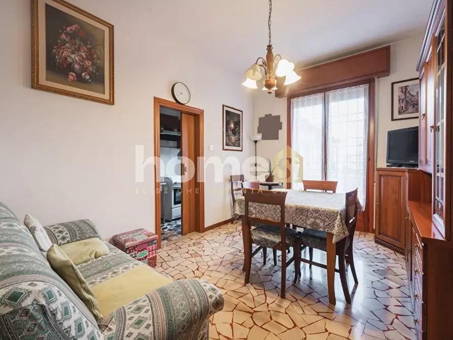 Immagine 8 di Appartamento in vendita  a Bologna