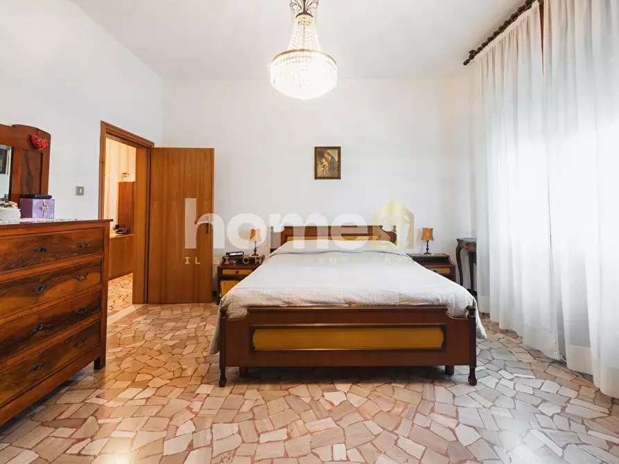 Immagine 24 di Appartamento in vendita  a Bologna