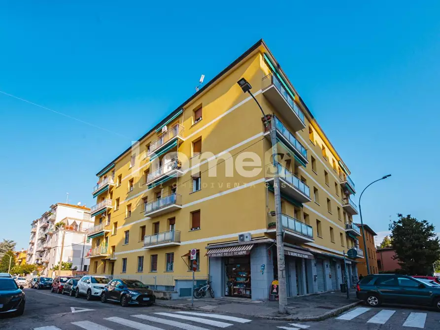 Immagine 5 di Appartamento in vendita  a Bologna