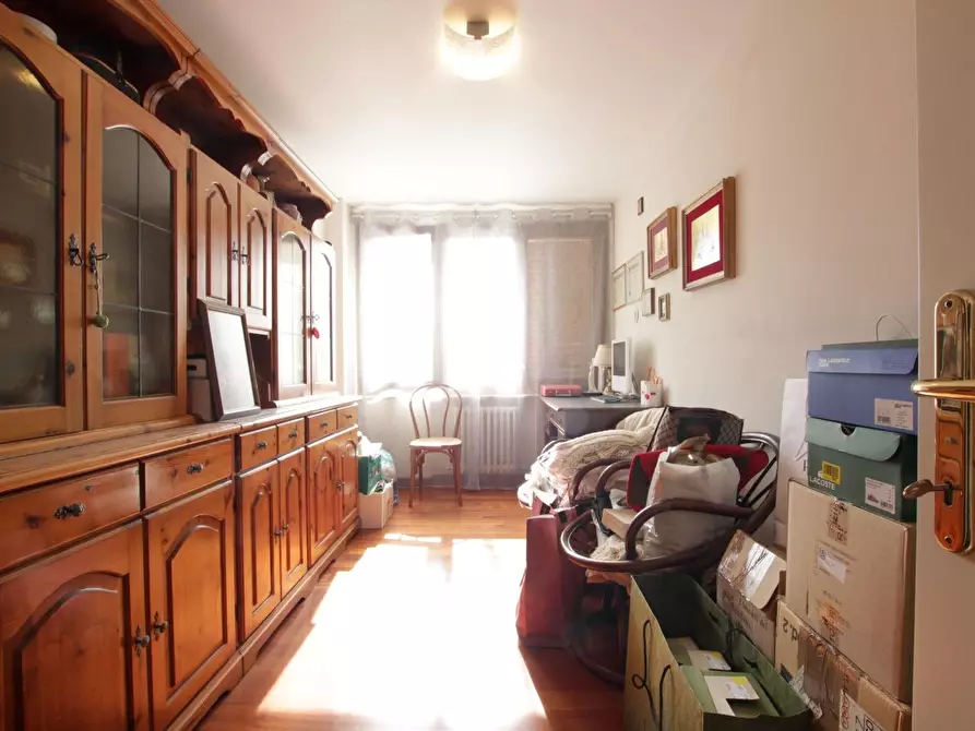 Immagine 39 di Appartamento in vendita  a Siena
