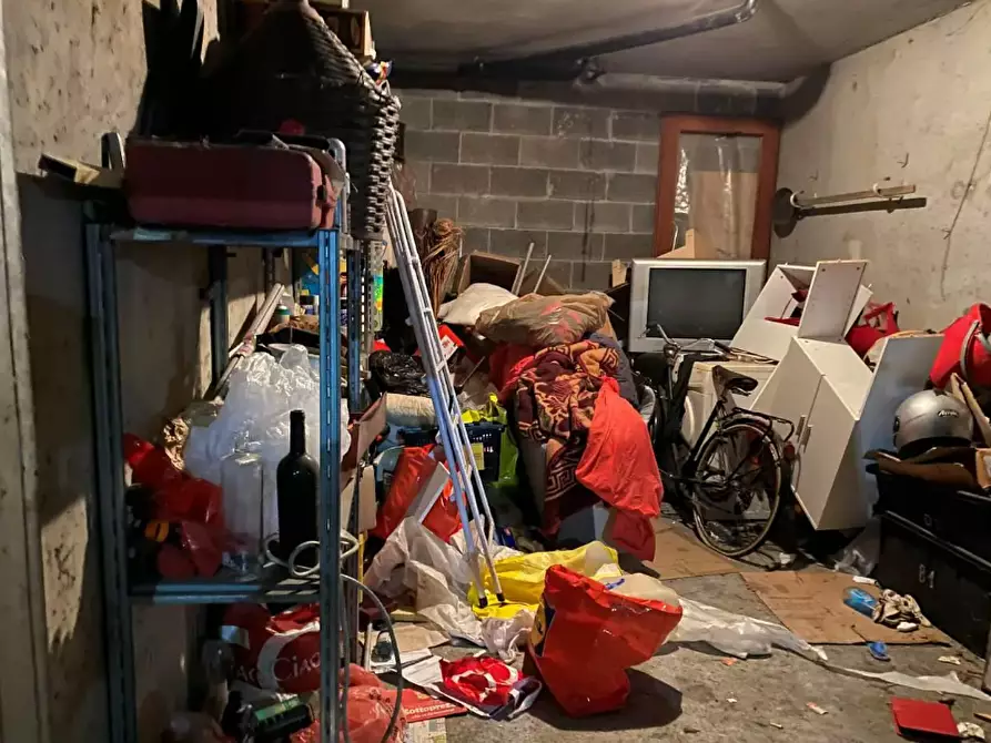 Immagine 5 di Appartamento in vendita  a Ivrea